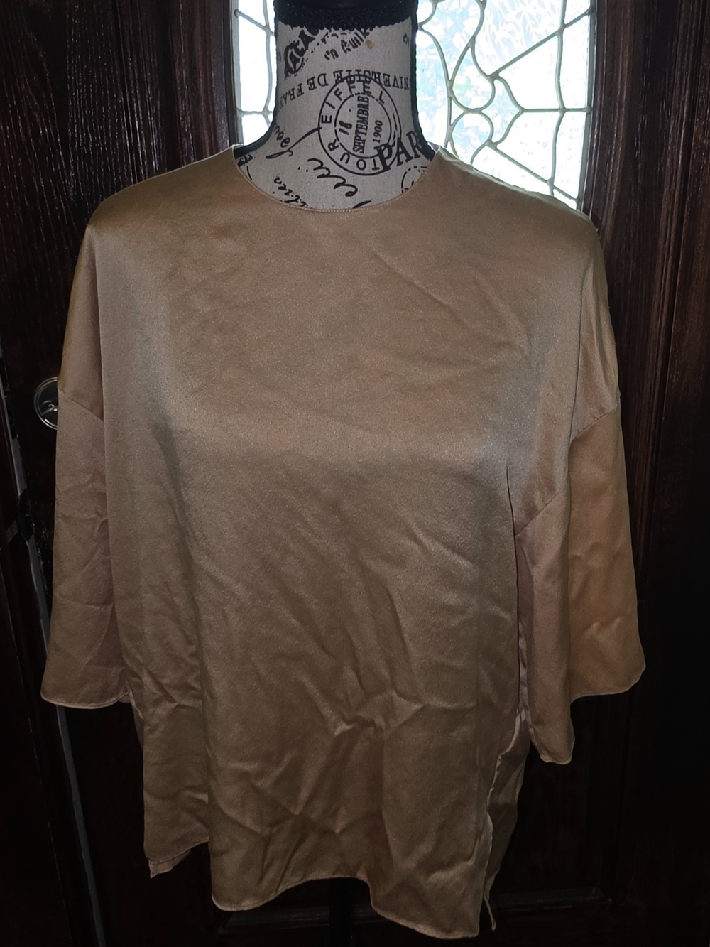 Vince Silk Crew Neck Top in Champagne Size Large